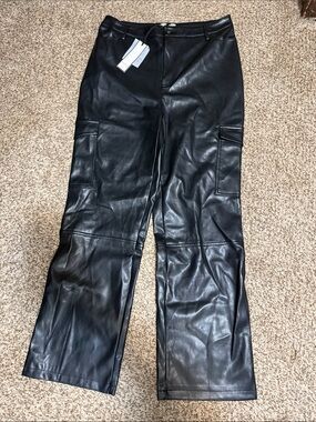 Wide Leg Faux Leather Cargo Pants - Black